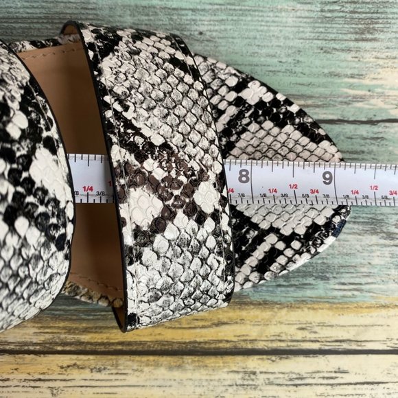 Steve Madden Carlin Black Ankle Strap Sandal Snake Print Wedge Heel Womens 7.5M - Picture 8 of 14